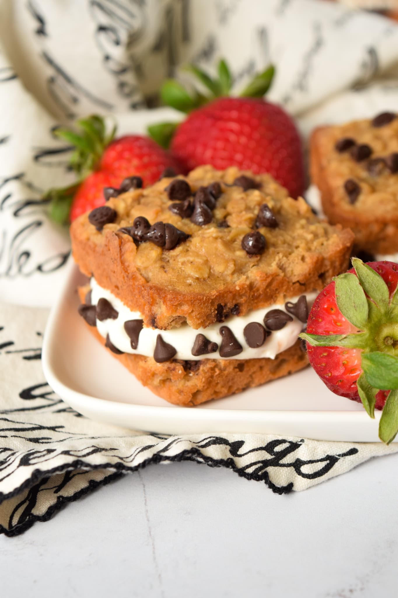 Healthy baked oatmeal with chocolate chips