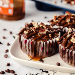 Turtle Baked Oatmeal Cups with Caramel Sauce