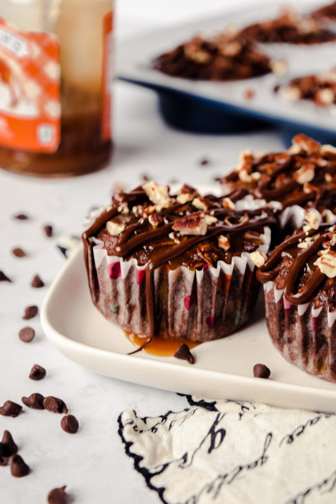 Turtle Baked Oatmeal Cups with Caramel Sauce