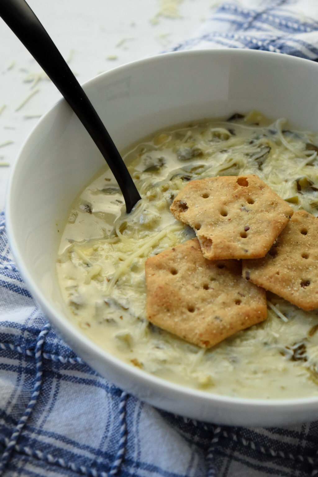 Creamy Spinach Artichoke Soup with Gluten Free Crackers